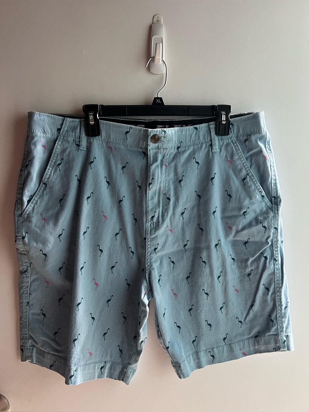 Plugg Flex Men’s  Light Blue and and Navy Flamingo Flex Waistband Shorts Size 38